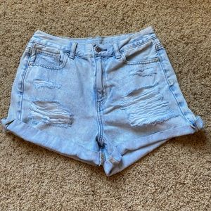 AE High-waisted mom shorts